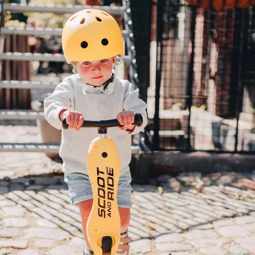 Scoot and Ride Highwaykick1. 2 in 1 kismotor/roller LEMON