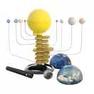 Motorizált naprendszer megvilágítással BUKI