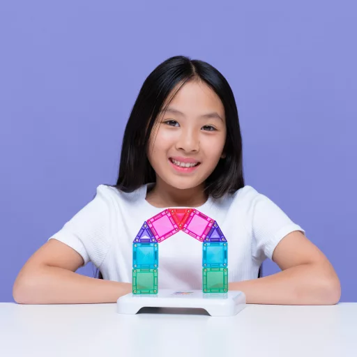 CONNETIX Mini utazó készlet fémdobozban 32 db