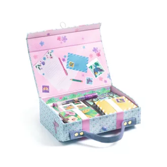   Djeco Irodaszeres bőrönd - Marcsi kisbőröndje - Marie stationery case