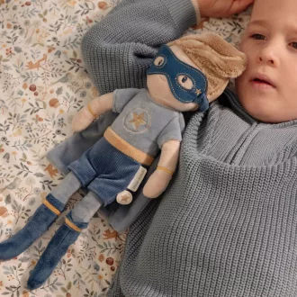Little Dutch Jim szuperhős baba - 35 cm