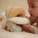 Little Dutch készségfejlesztő plüss labda - Newborn Naturals