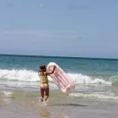 Sunnylife gyerek felfújható szörfdeszka - Dolphin Surf Co Pink Stripe