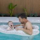 Sunnylife kétszemélyes együtt a babával úszógumi - Into the Garden Ditsy Floral 