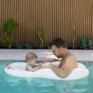 Sunnylife kétszemélyes együtt a babával úszógumi -Strawberry Sunshine  