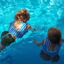 Sunnylife gyerek úszómellény 2-3 év - Tino the Tiger Blue 