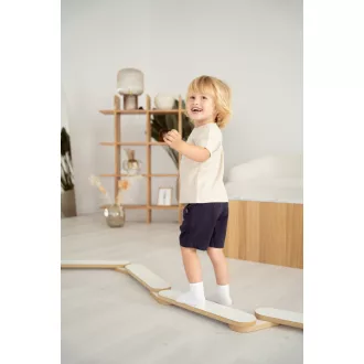 Montessori egyensúlyozó deszkapálya