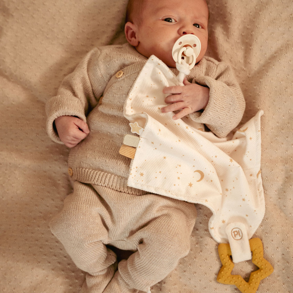 Little Dutch szundikendő rágókával - Newborn Naturals