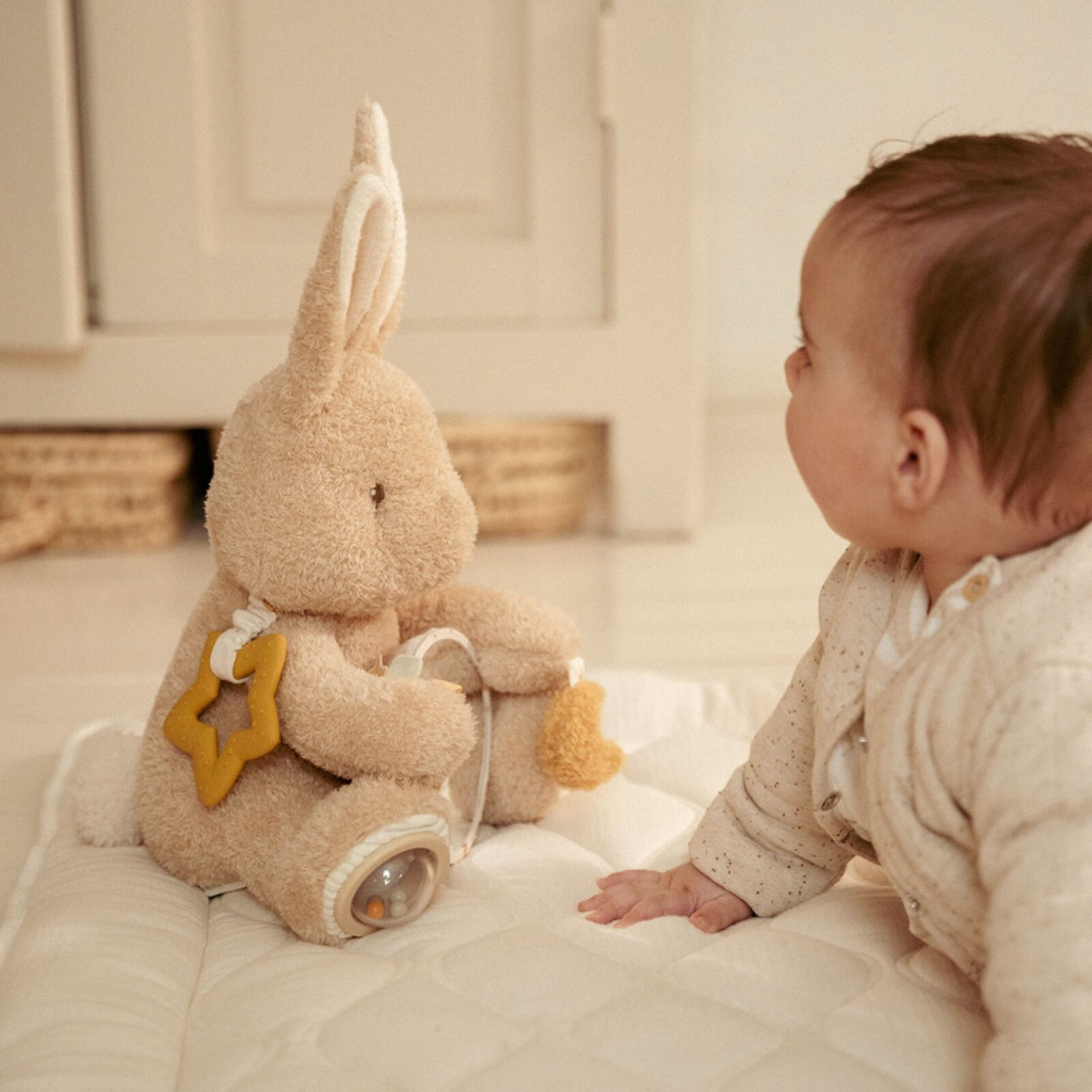 Little Dutch activity plüss nyuszi - Newborn Naturals